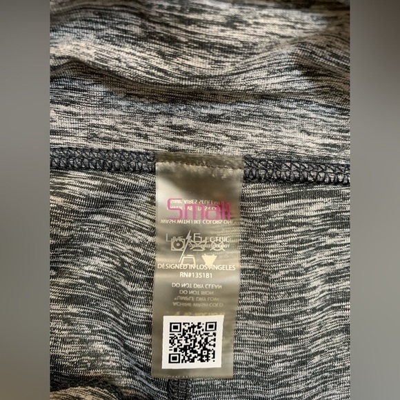 Women’s Live Electric Yoga Pants Size Small Black White - Picture 2 of 3